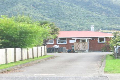 Photo of property in 17b Clouston Park Road, Clouston Park, Upper Hutt, 5018