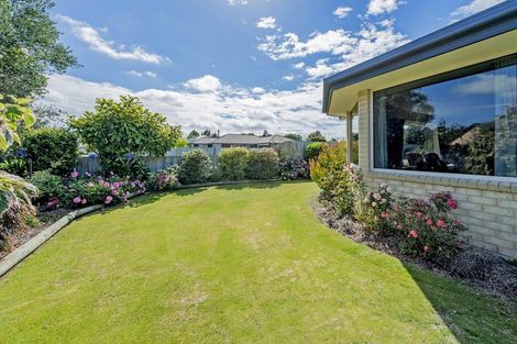 Photo of property in 4 Devon Crescent, Darfield, 7510