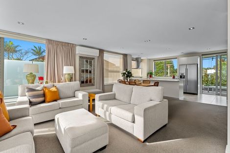 Photo of property in Montrose Villas, 441c Beach Road, Mairangi Bay, Auckland, 0630
