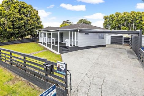 Photo of property in 22 Killington Crescent, Mangere, Auckland, 2022