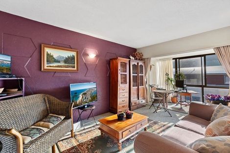Photo of property in 40 Maunganui Road, Mount Maunganui, 3116