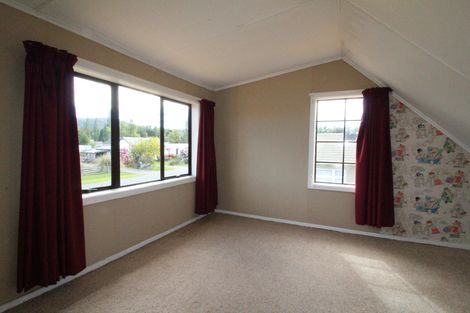Photo of property in 24 Helena Street, Lumsden, 9730