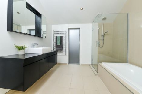 Photo of property in 5b Peninsula Point, Huntington, Hamilton, 3210