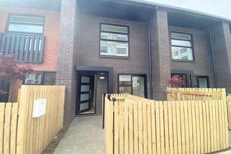 Photo of property in 50 Rauemi Way, Te Atatu South, Auckland, 0610