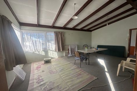 Photo of property in 6 Bates Street, Papakura, 2110