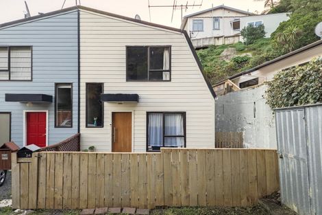 Photo of property in 24f2 Akatea Street, Berhampore, Wellington, 6023