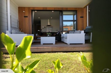 Photo of property in 278 Hobsonville Point Road, Hobsonville, Auckland, 0616