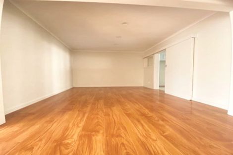 Photo of property in 2/3202 Great North Road, New Lynn, Auckland, 0600