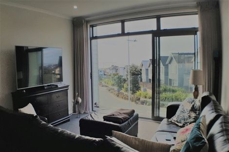 Photo of property in 84 Caldera Drive, Long Bay, Auckland, 0630