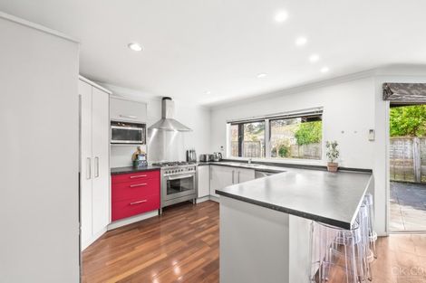 Photo of property in 41 Arahiwi Grove, Tirohanga, Lower Hutt, 5010