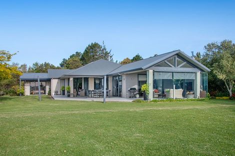 Photo of property in 69a Pipitiwai Drive, Helensville, Kaukapakapa, 0871