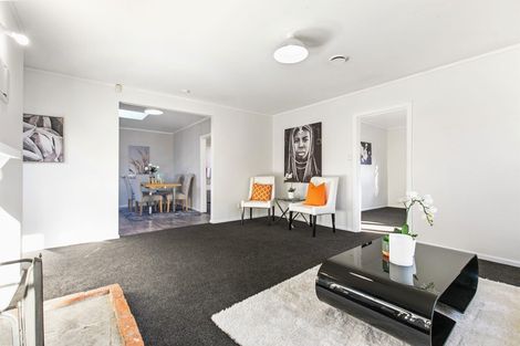 Photo of property in 90 Porchester Road, Papakura, 2110