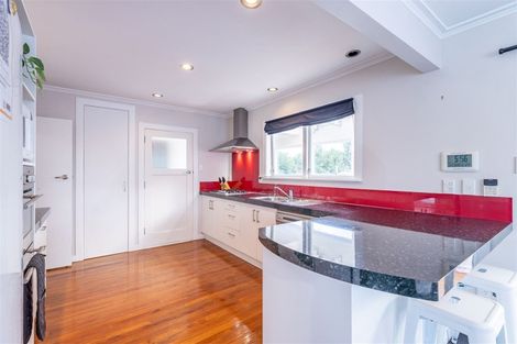 Photo of property in 16 Aspiring Avenue, Milson, Palmerston North, 4414
