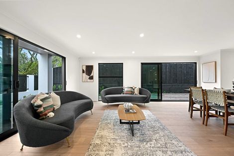 Photo of property in 1 Comries Road, Chartwell, Hamilton, 3210