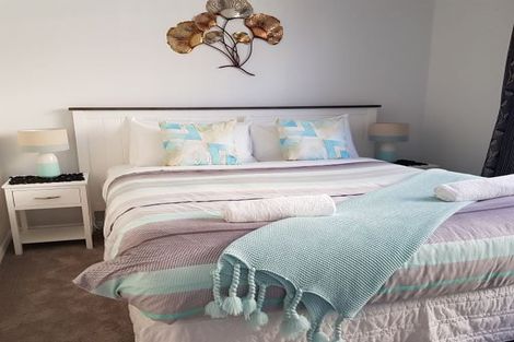 Photo of property in 17 Clinton Street, Fitzroy, New Plymouth, 4312