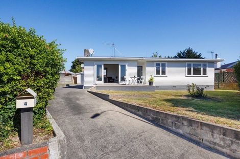 Photo of property in 4 Fairview Place, Feilding, 4702