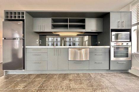 Photo of property in 2e/123 Molesworth Street, Thorndon, Wellington, 6011