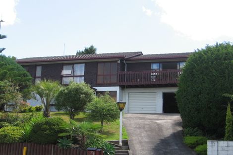 Photo of property in 29 Jellicoe Road, Murrays Bay, Auckland, 0630