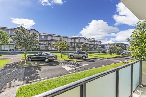 Photo of property in 2/23 Opito Way, East Tamaki, Auckland, 2013