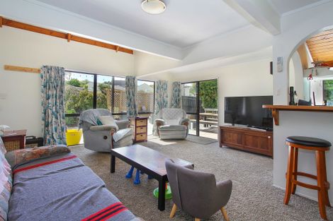 Photo of property in 36 James Street, Mangere East, Auckland, 2024