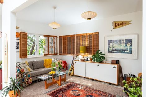 Photo of property in 121 Wellington Road, Paekakariki, 5034