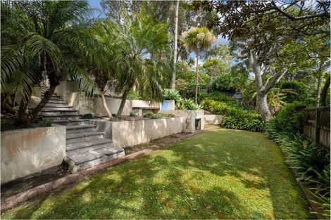 Photo of property in 33 Bleakhouse Road, Howick, Auckland, 2014