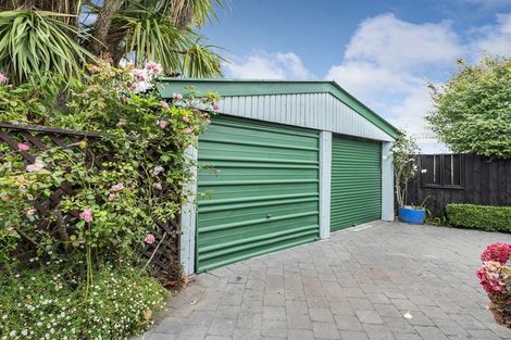 Photo of property in 413 Yaldhurst Road, Russley, Christchurch, 8042