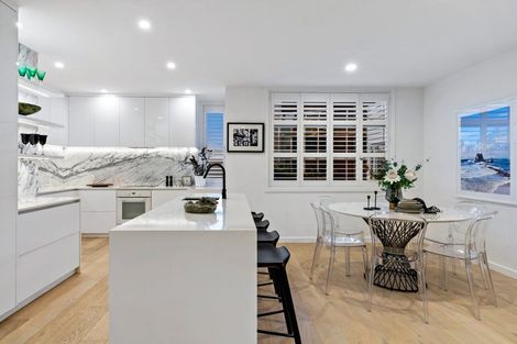 Photo of property in 10/4 Campbell Road, Takapuna, Auckland, 0622