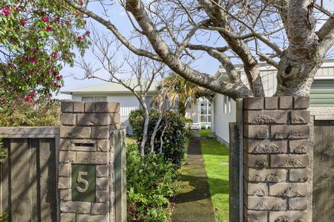 Photo of property in 5 Lydford Place, Spotswood, New Plymouth, 4310