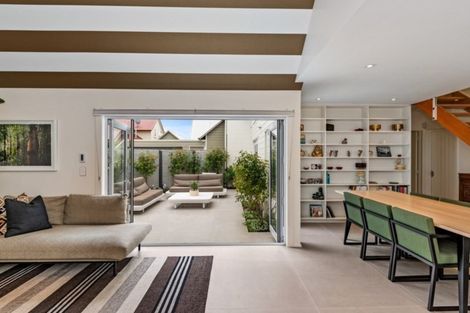 Photo of property in 21 Conference Street, Christchurch Central, Christchurch, 8013