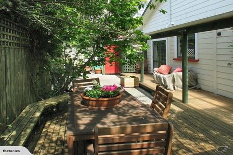 Photo of property in 74 Standen Street, Karori, Wellington, 6012