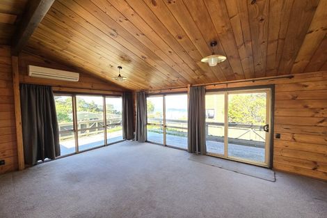 Photo of property in 166 Orangi Kaupapa Road, Northland, Wellington, 6012