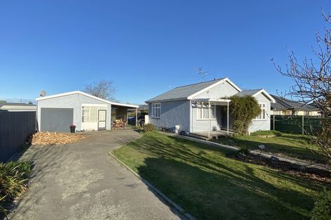 Photo of property in 129 Mcmurdo Street, Tinwald, Ashburton, 7700