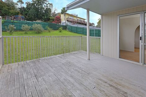 Photo of property in 54 Donovan Avenue, Massey, Auckland, 0614