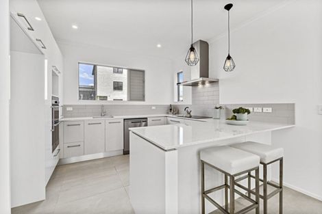 Photo of property in 9 Peihana Road, Hobsonville, Auckland, 0616