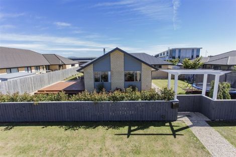 Photo of property in 104 Pegasus Boulevard, Pegasus, 7612