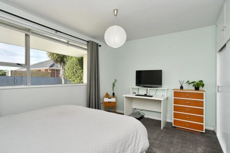 Photo of property in 90 Springs Road, Hornby, Christchurch, 8042