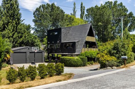 Photo of property in 17 Wairau Road, Albert Town, Wanaka, 9305