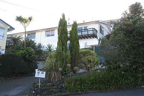 Photo of property in 25a Manor Drive, Stokes Valley, Lower Hutt, 5019