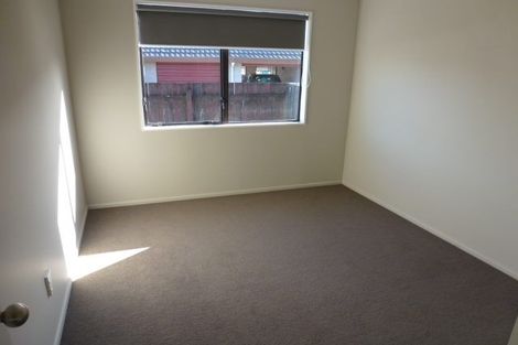Photo of property in 52 Doment Crescent, Orewa, 0931