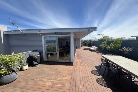 Photo of property in 29 Kiriwai Road, Paremata, Porirua, 5024