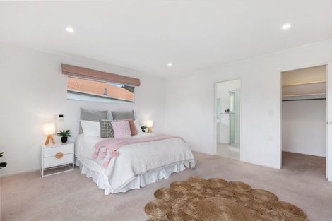 Photo of property in 8 Lakeside Villas, Whitby, Porirua, 5024