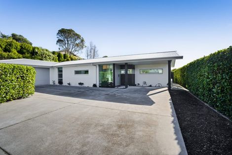 Photo of property in 44 Fernbrook Drive, Hurworth, New Plymouth, 4310