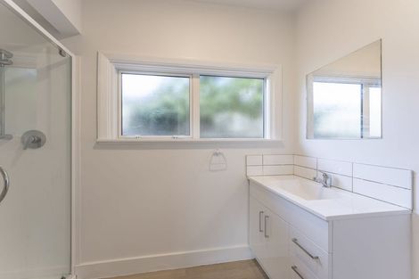 Photo of property in 43 Aorangi Road, Bryndwr, Christchurch, 8053