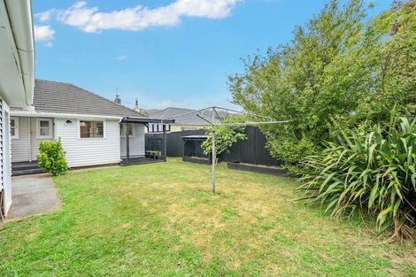 Photo of property in 62 Main Road, Wainuiomata, Lower Hutt, 5014