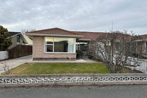 Photo of property in 43 Erin Crescent, Mairehau, Christchurch, 8013