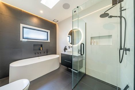 Photo of property in 16 Te Hoiere Street, Aotea, Porirua, 5024