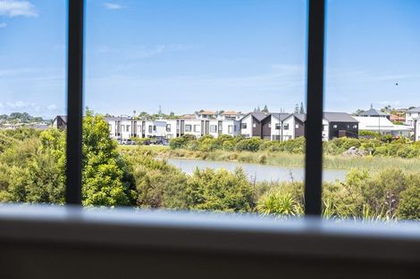 Photo of property in 7 Fairgray Lane, Red Beach, 0932