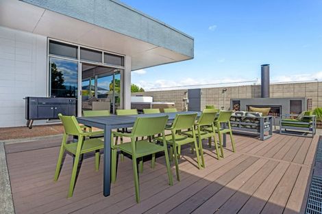 Photo of property in 70 Disraeli Street, Gisborne, 4010