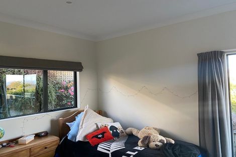 Photo of property in 73 Harvey Street, Waipahihi, Taupo, 3330